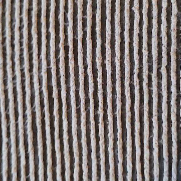 Black and gray sweater - Picture 3 of 5